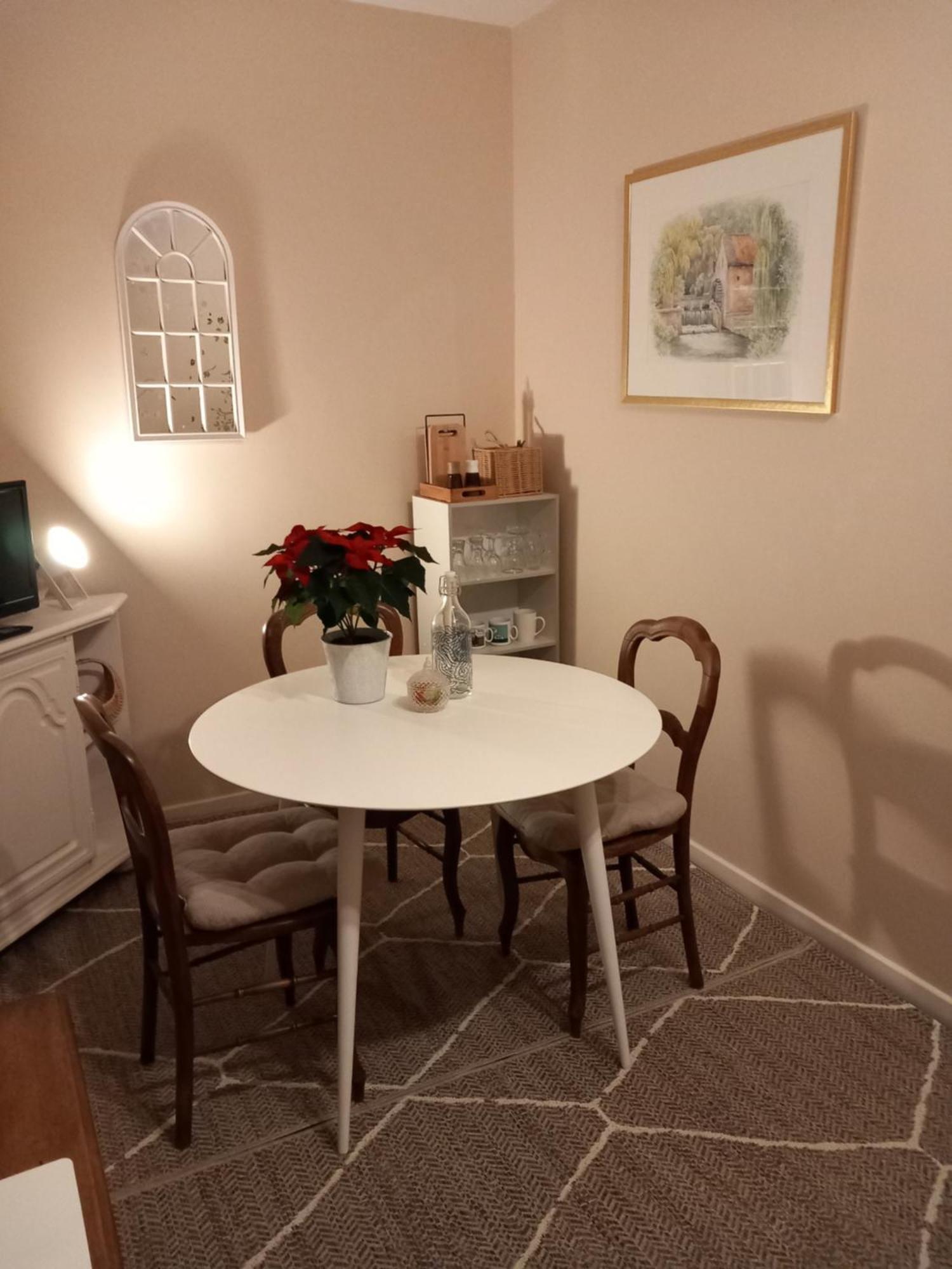 Au Petit Nid Froissart Bed and Breakfast Chimay Eksteriør billede